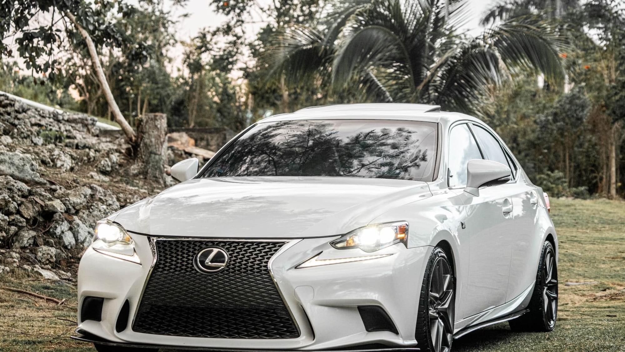 دراسة حالة تسويقية تسويق السيارة ليكزس